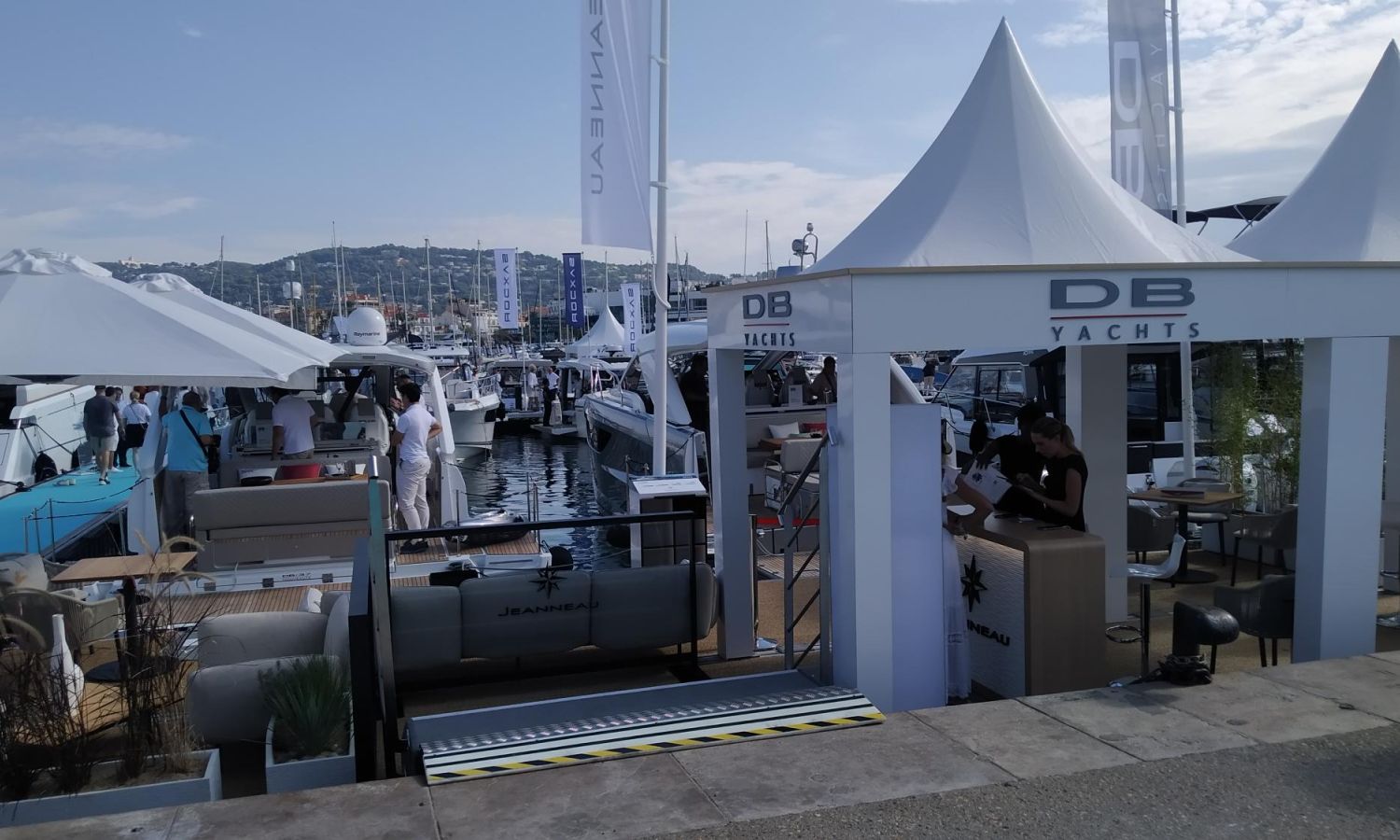 IMAGENES DEL CANNES YACHTING FESTIVAL 2023