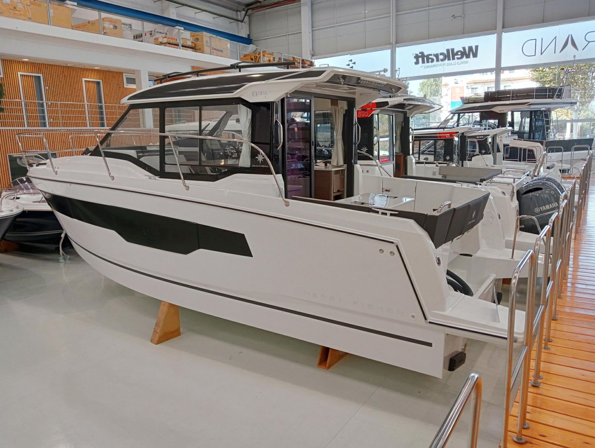JEANNEAU MERRY FISHER 895 Serie 2