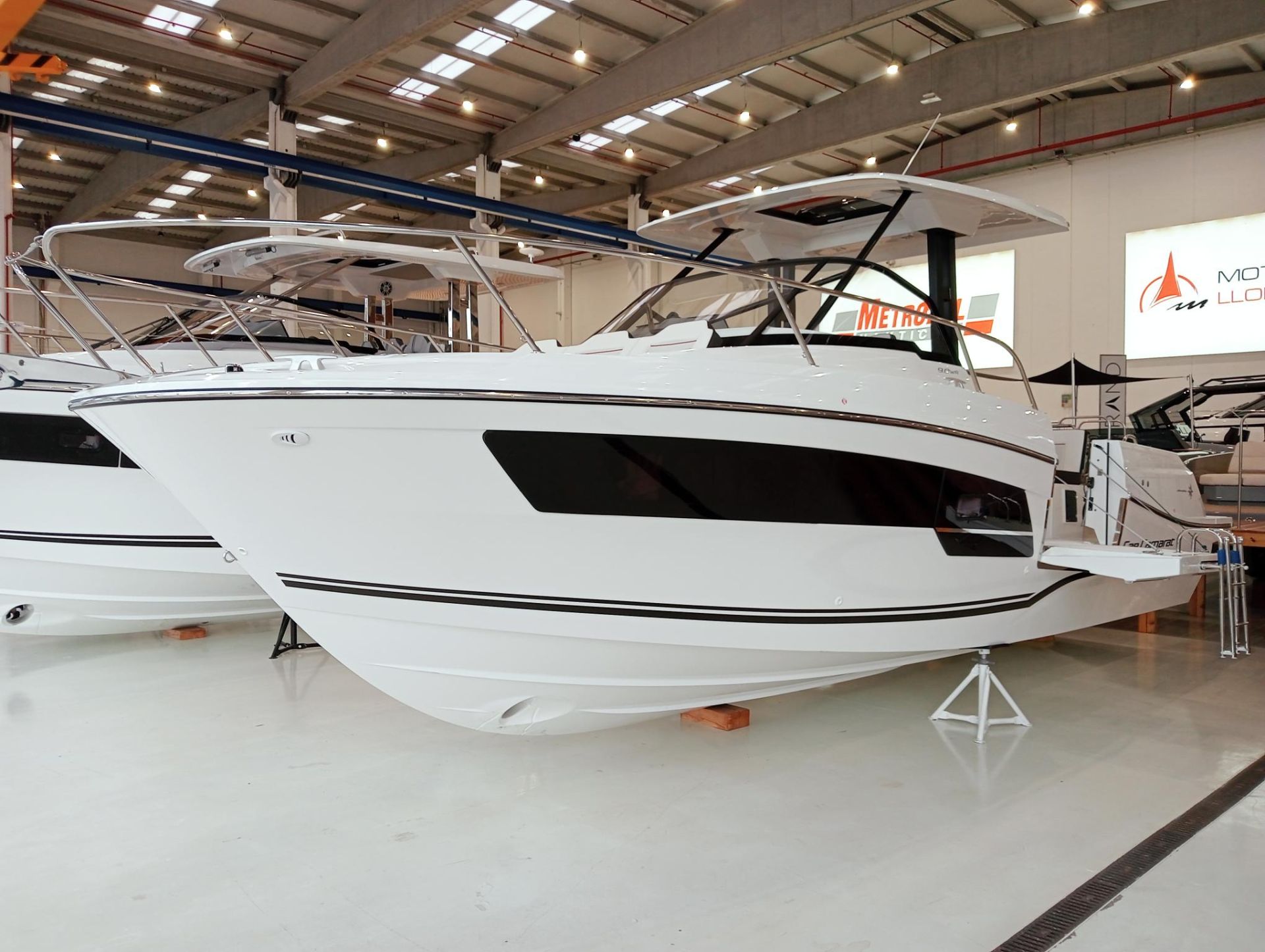 JEANNEAU CAP CAMARAT 9.0 WA SERIE 2