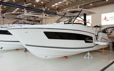 JEANNEAU CAP CAMARAT 9.0 WA SERIE 2
