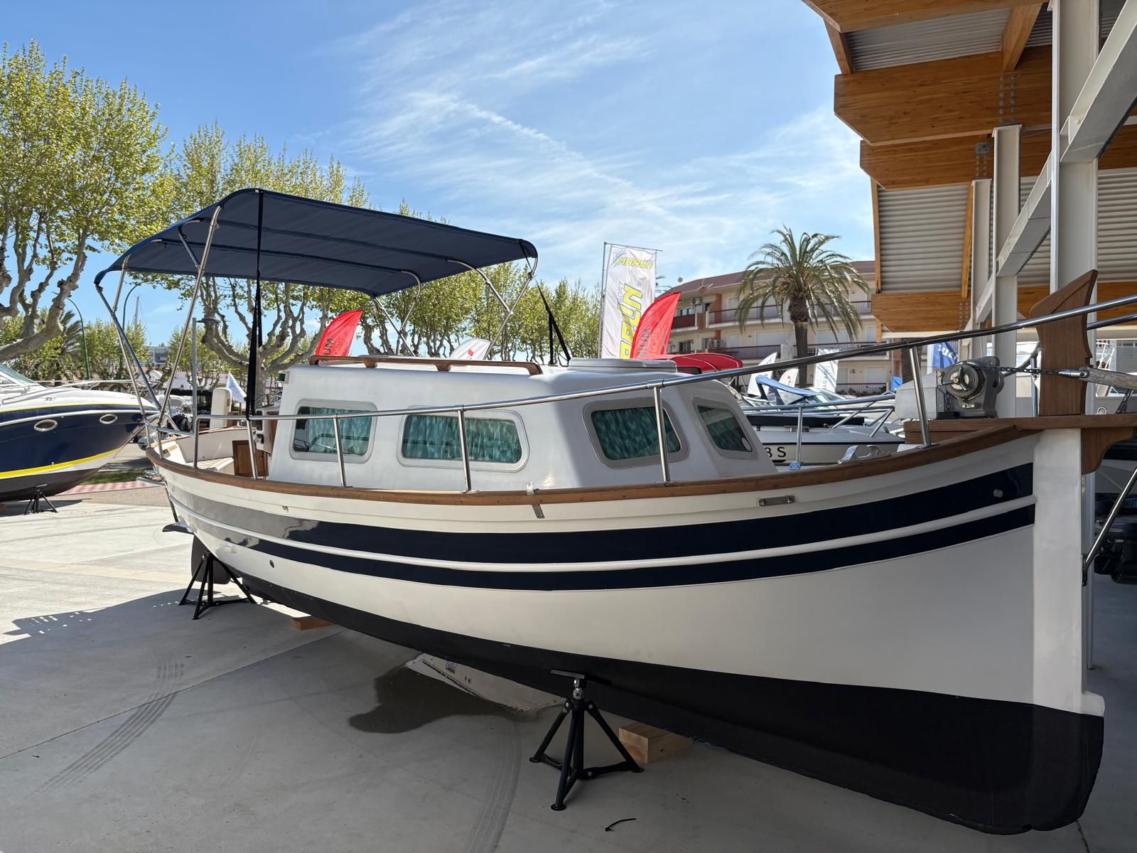 MAJONI 36