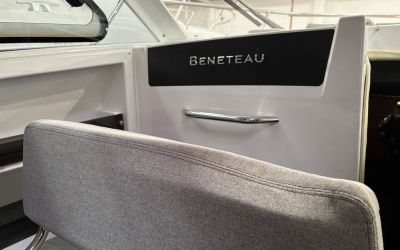 BENETEAU ANTARES 8