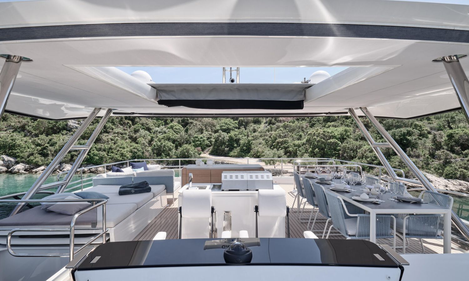 INVITACION VISITA EXCLUSIVA - PRESTIGE M8