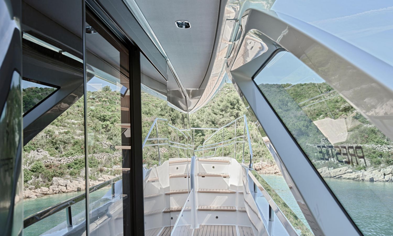 INVITACION VISITA EXCLUSIVA - PRESTIGE M8