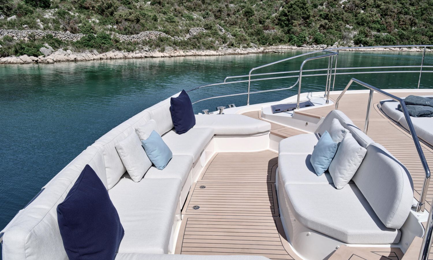 INVITACION VISITA EXCLUSIVA - PRESTIGE M8