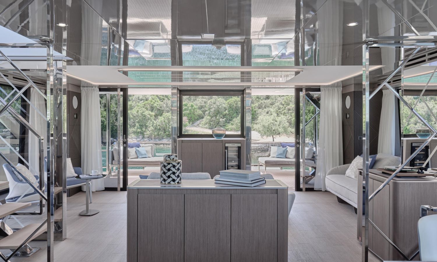 INVITACION VISITA EXCLUSIVA - PRESTIGE M8