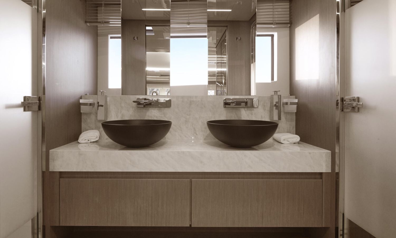 INVITACION VISITA EXCLUSIVA - PRESTIGE M8