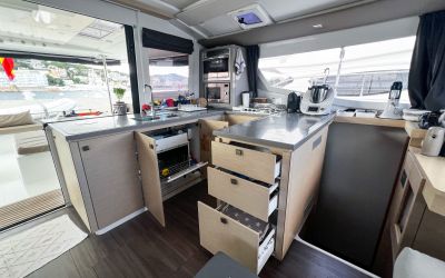 FOUNTAINE PAJOT HELIA 44 MAESTRO