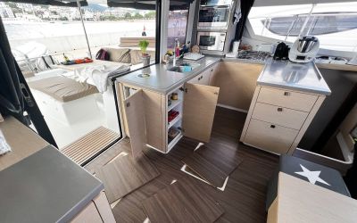 FOUNTAINE PAJOT HELIA 44 MAESTRO