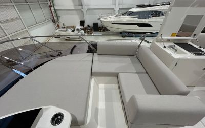 PRESTIGE F4.9 FLY
