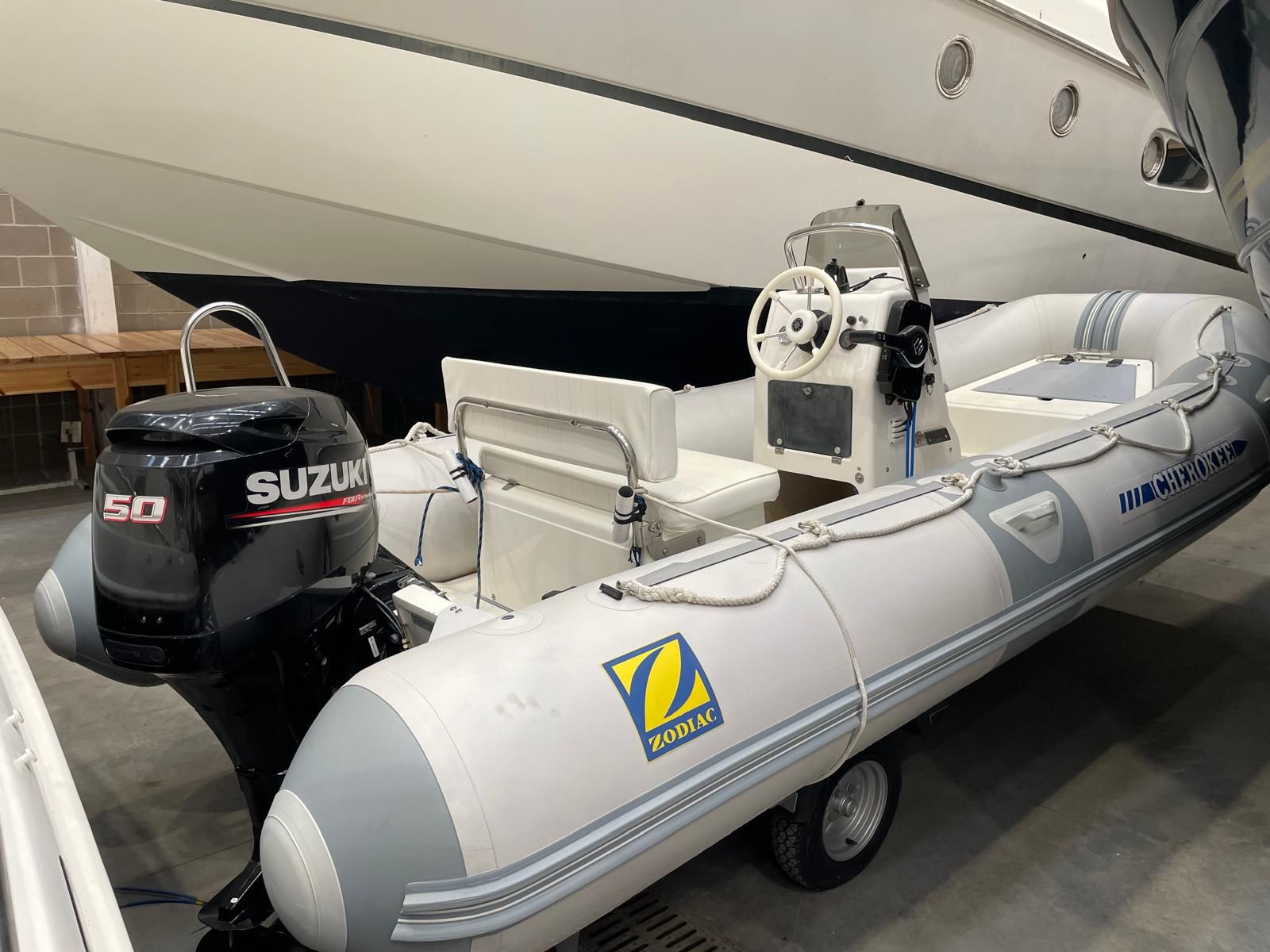 ZODIAC CHEROKEE 500