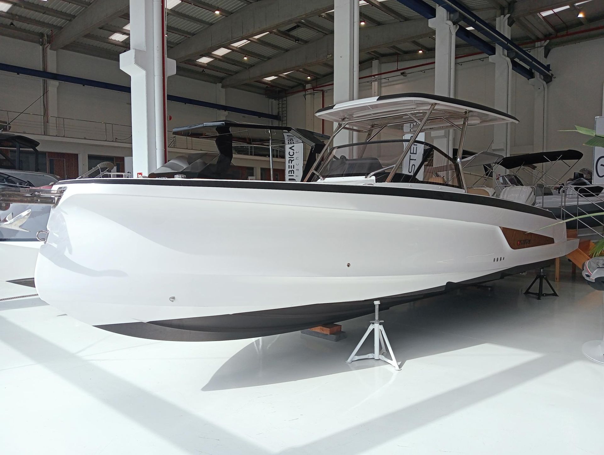 STERK 31 RC SUPER SPORT