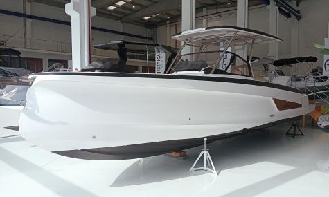 STERK 31 RC SUPER SPORT