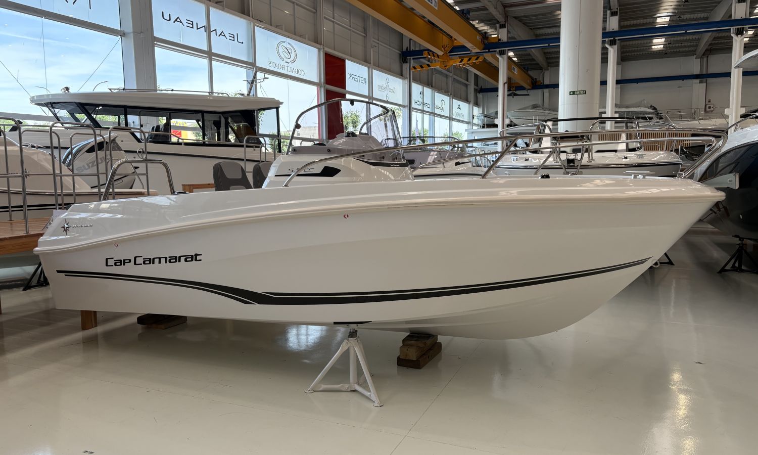 JEANNEAU CAP CAMARAT 5.5 CC SERIE 2