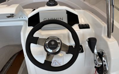 JEANNEAU CAP CAMARAT 5.5 CC SERIE 2