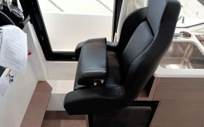 JEANNEAU MERRY FISHER 895 Serie 2