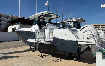 JEANNEAU CAP CAMARAT 9.0 CC SERIE 2