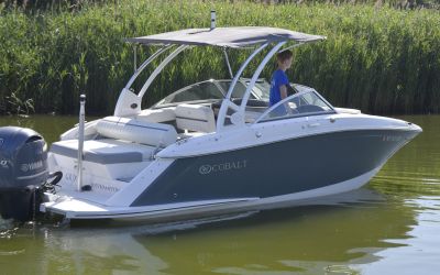 The image is for illustrative purposes and does not correspond to the unit shown.