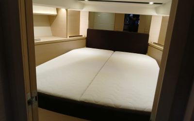 PRESTIGE YACHTS 420