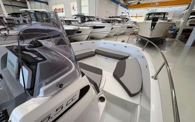 JEANNEAU CAP CAMARAT 6.5 CC SERIE 3