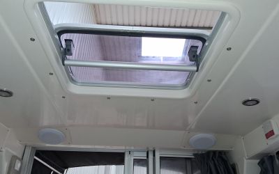 QUICKSILVER ACTIV 675 WEEKEND