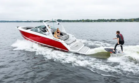 Four Winns H6 Surf Pack