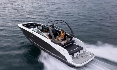 Four Winns HD8 Surf Pack