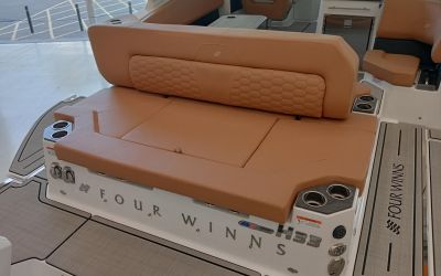 FOUR WINNS H 33