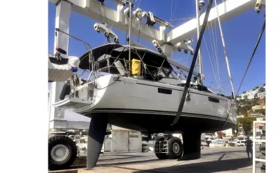 BAVARIA 42 VISION