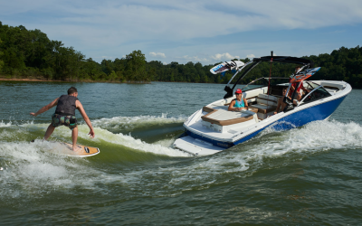 Cobalt CS23 Surf 