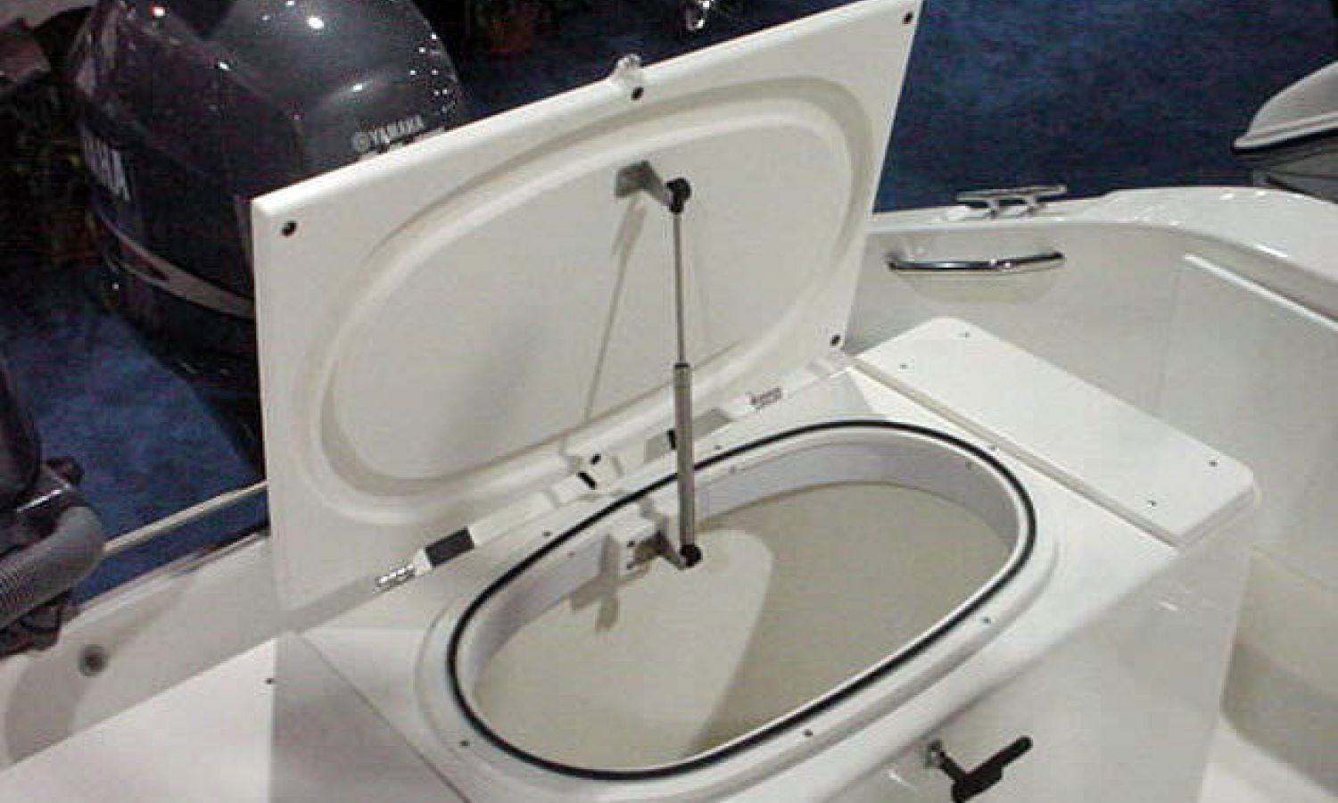 PRESENTACIÓN NUEVA JEANNEAU MERRY FISHER 605 MARLIN