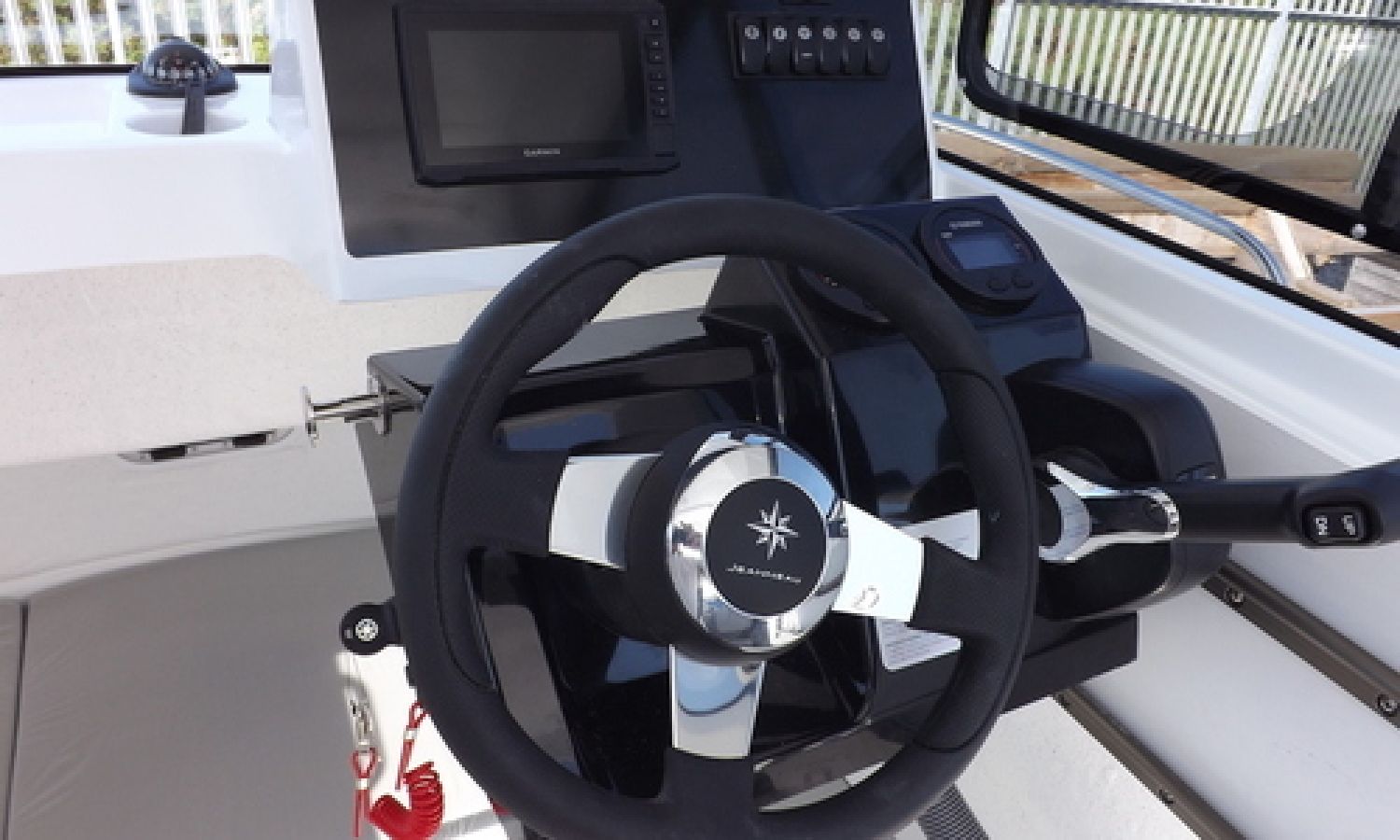 PRESENTACIÓN NUEVA JEANNEAU MERRY FISHER 605 MARLIN