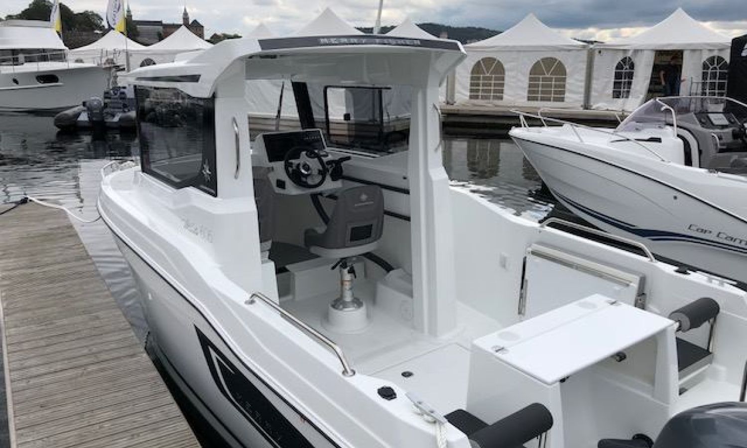 PRESENTACIÓN NUEVA JEANNEAU MERRY FISHER 605 MARLIN