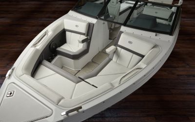 Cobalt R6 OUTBOARD
