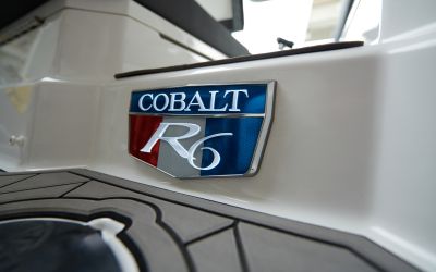 Cobalt R6 OUTBOARD