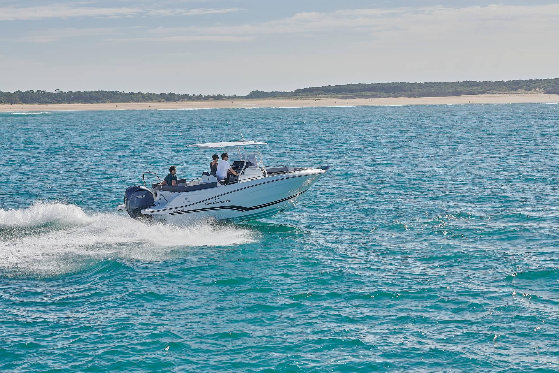 JEANNEAU CAP CAMARAT 7.5 CC SERIE 3