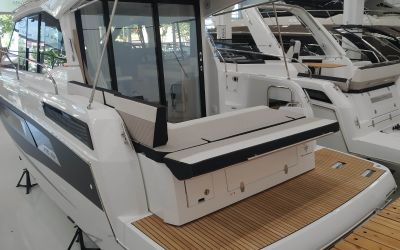 JEANNEAU NC 33