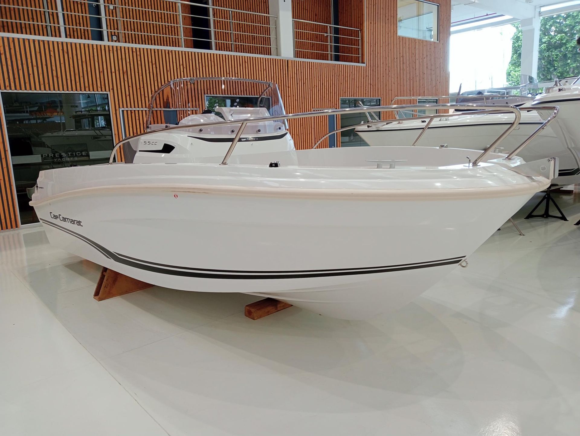 JEANNEAU CAP CAMARAT 5.5 CC SERIE 2