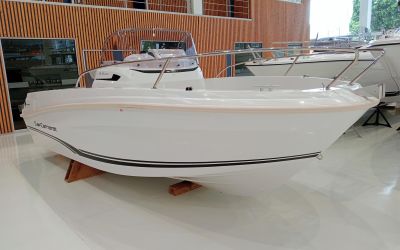 JEANNEAU CAP CAMARAT 5.5 CC SERIE 2