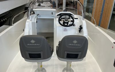 JEANNEAU CAP CAMARAT 5.5 CC SERIE 2