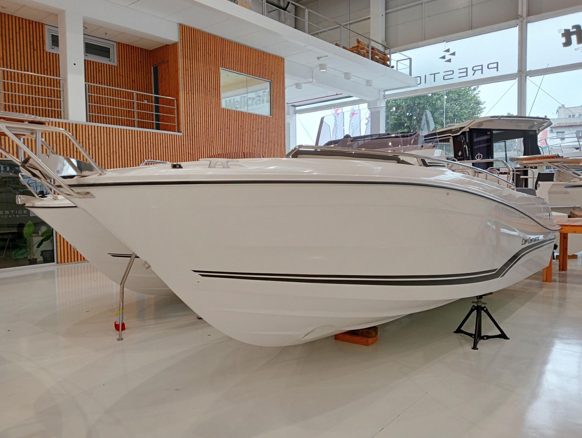JEANNEAU CAP CAMARAT 7.5 CC SERIE 3