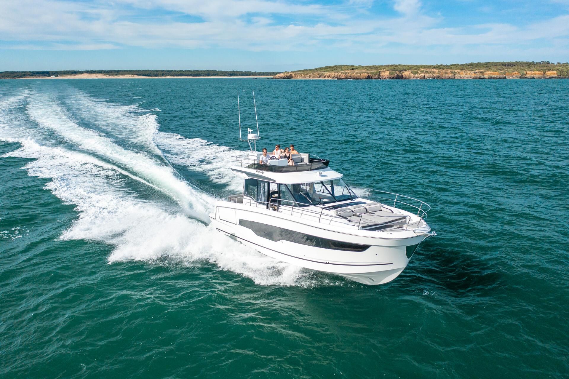 JEANNEAU MERRY FISHER 1295 FLY