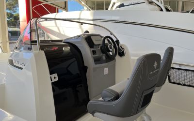 JEANNEAU CAP CAMARAT 5.5 WA SERIE 2